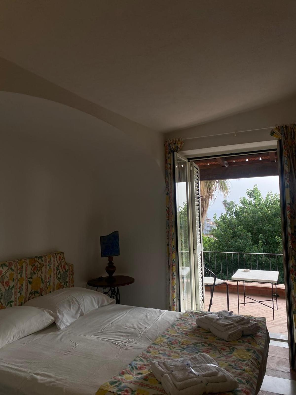 Il Vitigno Di Dioniso Otel Forio di Ischia Dış mekan fotoğraf